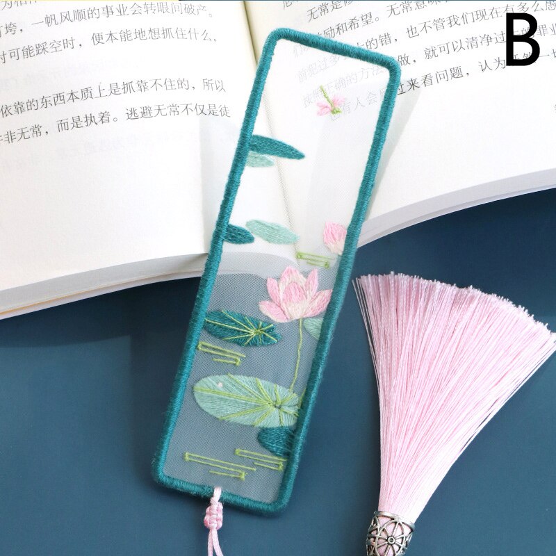 DIY Embroidered Bookmark Material Package Embroidery Starter Kit With Flowers Plant Pattern Color Threads Handmade Bookmark Kit: B