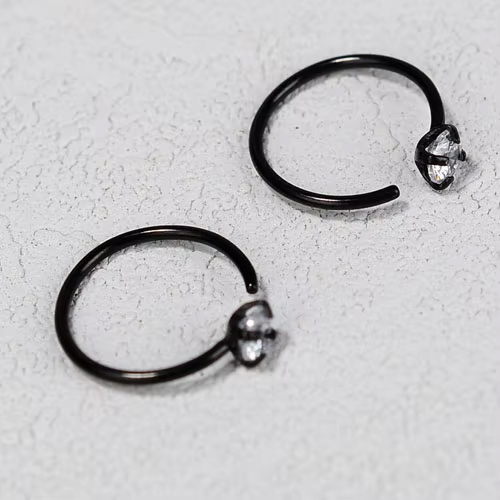 2 stuks roestvrij staal CZ piercing oorbel Stud oor bot kraakbeen Helix tragus Daith Conch Rook hoepel oorbel vrouwen ongebruikelijke ring: WHITE / Rhodium Plated