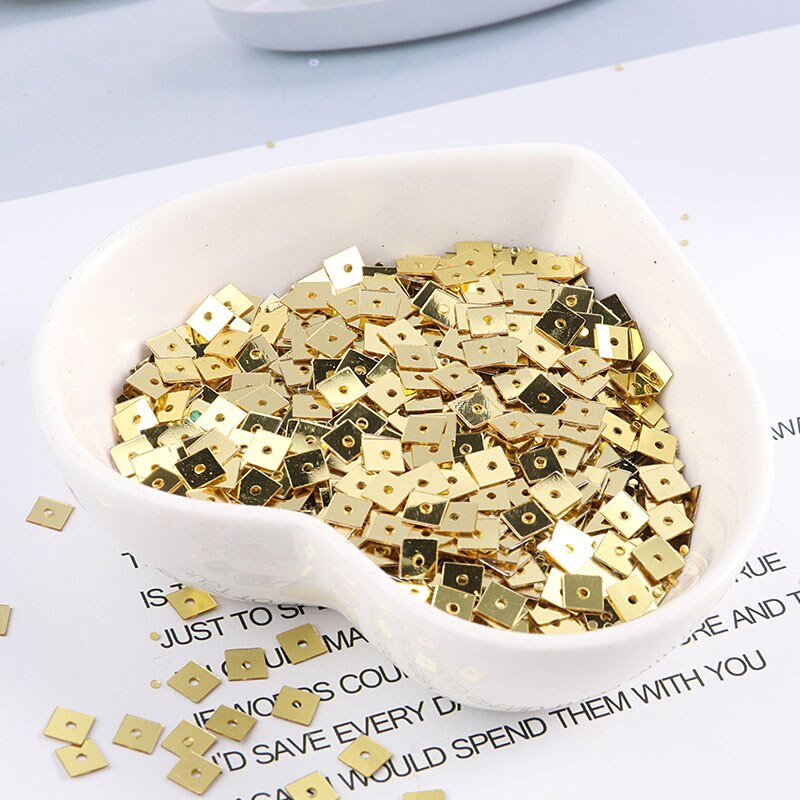 Multi Size 4Mm/5Mm/7Mm Vierkante Pailletten Pailetten/Platte Pvc Sequin Naaien Ambacht, kids Diy Plakboek, Vrouwen Kleding Accessoires: Light Golden / 5mm 1000pcs 10g