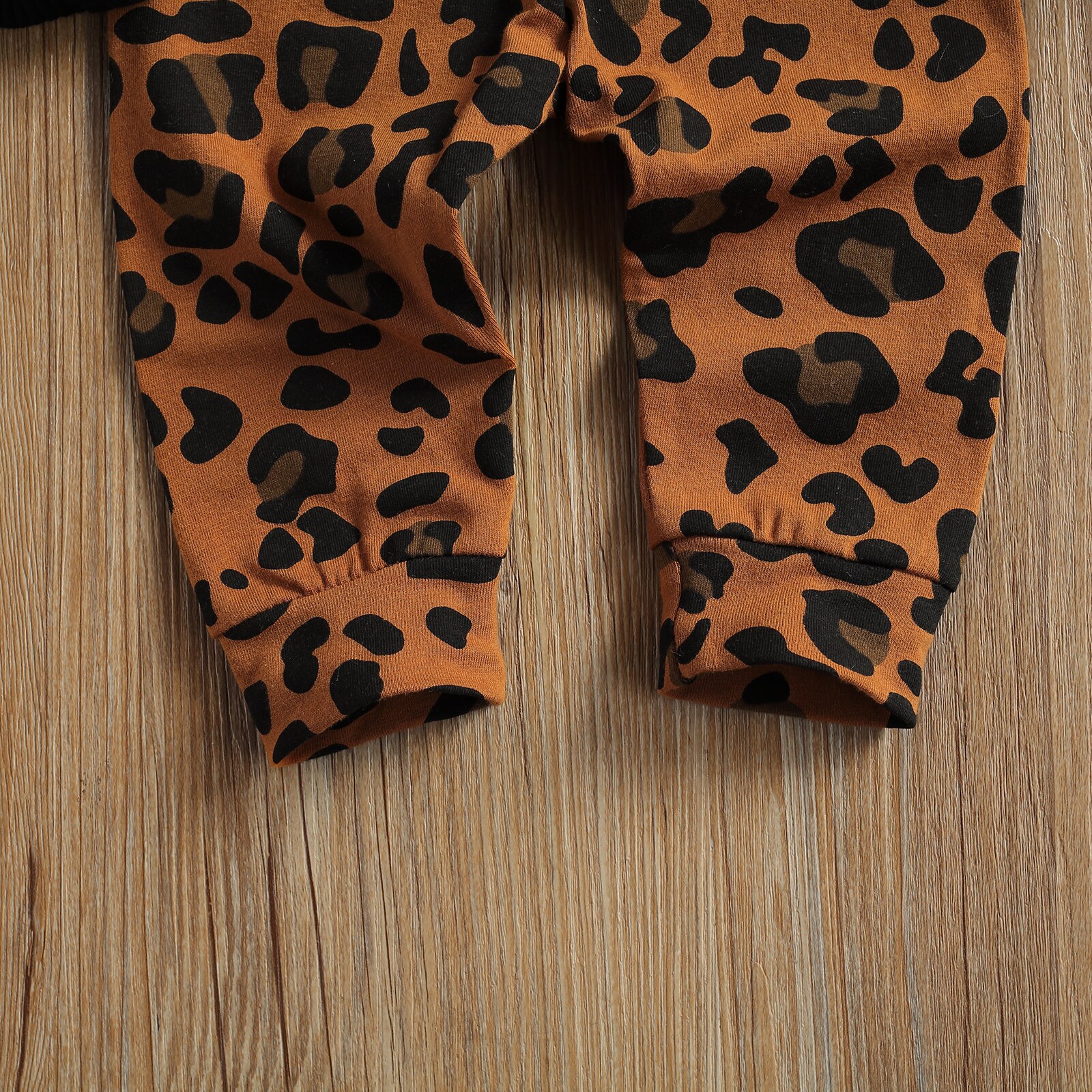 0-18M Kreeg Ik Uit Mijn Mama Baby Baby Meisje Kleding Brief Print Ruches Korte Mouw Romper + Luipaard Print Lange Broek