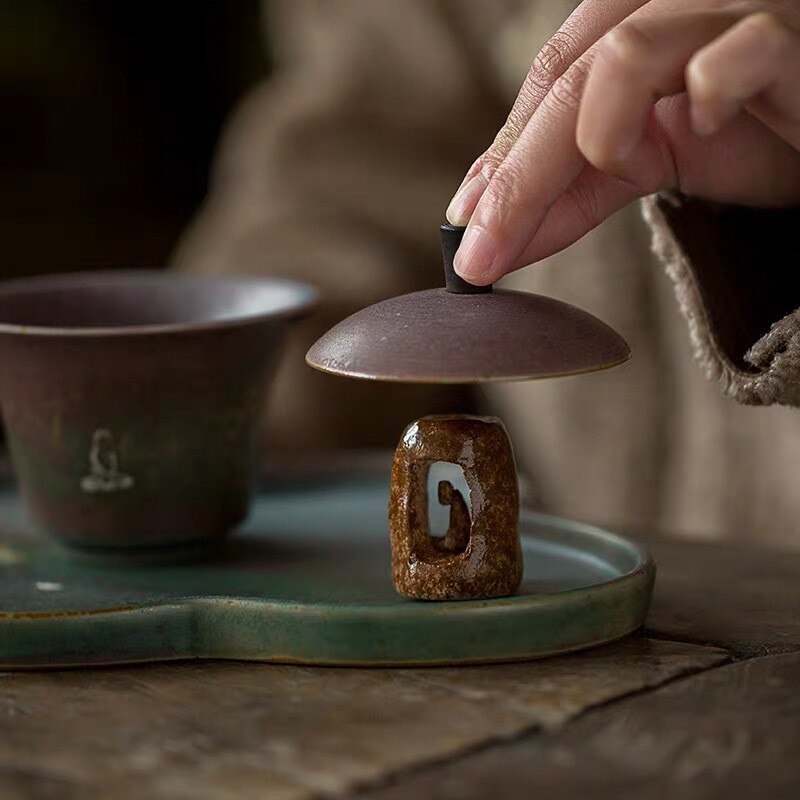 Jingdezhen fait à la main en céramique bois de chauffage Vintage couverture Gato céramique thé cérémonie ornements sec bulle Kung Fu service à thé accessoires