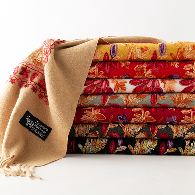 Bufanda de Cachemira con bordado Floral de lujo para mujer, chal cálido de invierno, Pashmina suave y grueso, Foulard, manta con borlas para mujer, bufandas