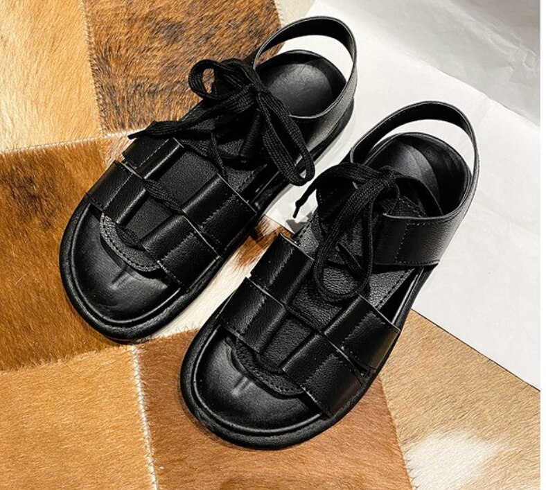 Kvinnor platå sandaler skor kvinna dam sommar kvinnliga platta klackar lädersandaler utomhus strandsko: Svart / 5.5