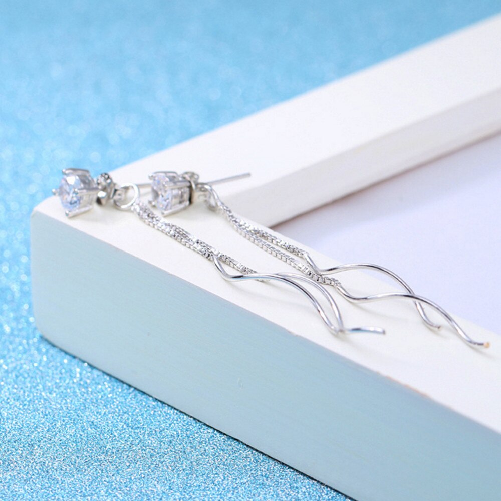 NEHZY S925 timbro gioielli in argento temperamento da donna sezione lunga filo per orecchio nappa femminile orecchini a quattro artigli zirconi cubici