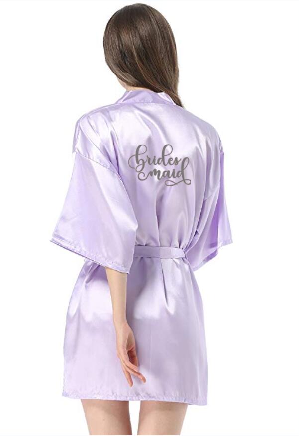 bruid bruidsmeisje gewaad met wit zwarte letters moeder zus van de bruid huwelijkscadeau badjas kimono satijnen gewaden: S / Black