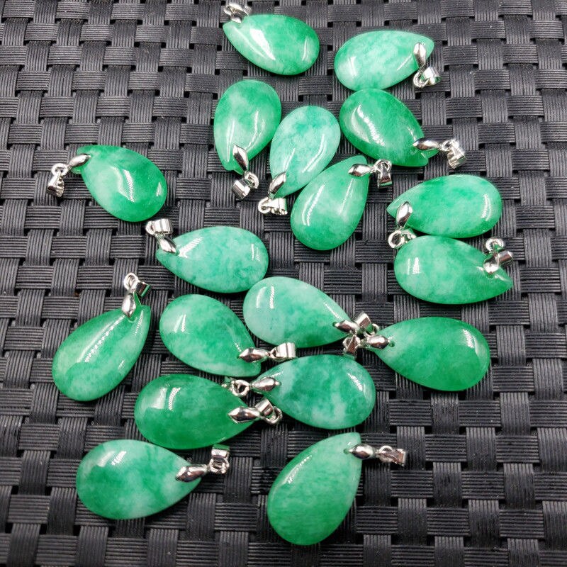 Chinois vert JadeWater goutte pendentif perles breloque collier bijoux accessoires de sculpté à la main hommes chanceux amulette