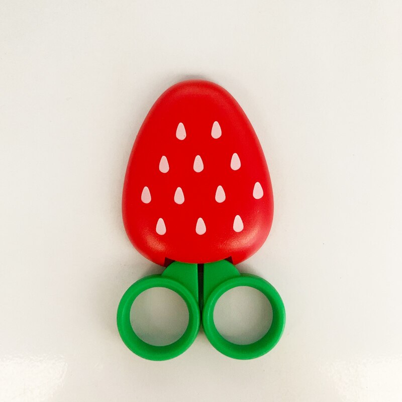 Magnetische Schaar Voor Kinderen Leuke Fruit Schaar Kleine Schaar Veilig Cap Plakboek Ambachten Diy Home Snijden Draad Cutter: Strawberry