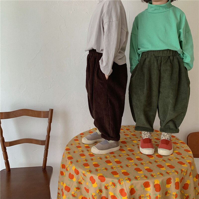 Kinderen Pure Kleur Corduroy Broek Jongens En Meisjes Zachte Losse Comfortabele Radijs Broek