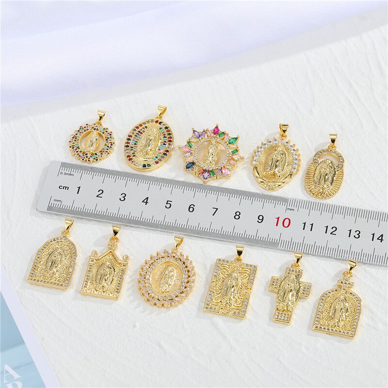 1 Pc Kleurrijke Maagd Maria Ketting Voor Vrouwen Sieraden Vintage Hollow Shiny Zirkoon Ronde Geometrische Hanger Sleutelbeen Keten N698-33