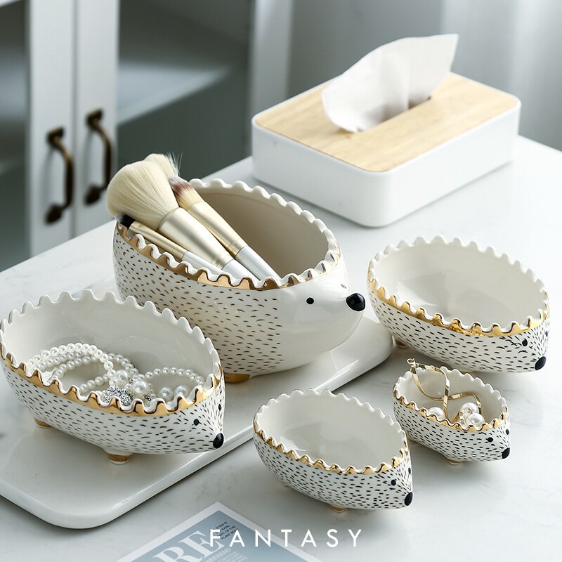 Nordic hedgehog hamster food box jewelry storage box ceramic key Storage bucket eating bowl Fruit salad bowl LB43011 trinket box