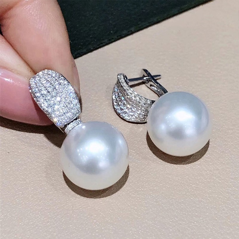 Huitan luxe CZ Imitation perle boucles d'oreilles pour femmes couleur argent tempérament dame boucles d'oreilles fête de mariage bijoux de
