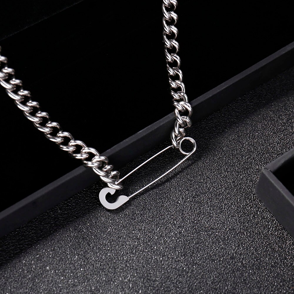 Colliers broches pour femmes, , en acier inoxydable, 316L, accessoires de bijouterie, chaîne Figaro, couleur argent, tour de cou à breloque