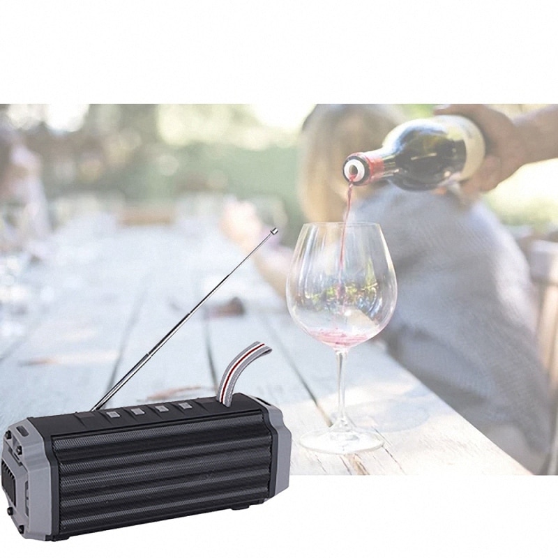 Slc -142 bluetooth-lautsprecher mit antenne, fm-radiokarte, tragbarer audiolautsprecher, kabelloser mini-säulenlautsprecher