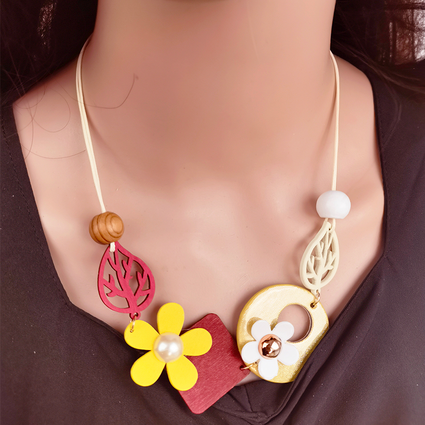 Collar con pechera llamativa para mujer, collares de madera geométricos Vintage, colgantes, decoración para el cuello, nuevos de joyería de: Oro oscuro