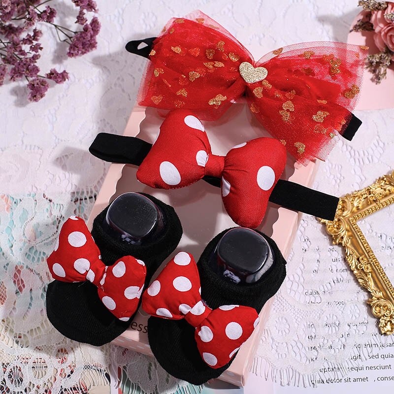 3er -einstellen babysocken + haarband mit süßen punkten und schleife, haarband mit blumenkranz, rutschfeste socken für babys und kleinkinder: Stil 1 g01
