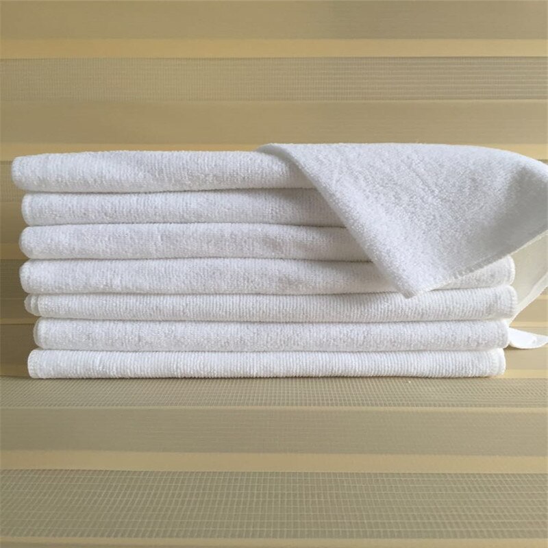 Hvidt håndklæde kæde strikning vandabsorption deformerer ikke hotel fodbad på hotellet