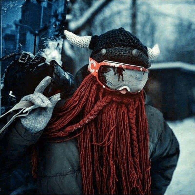Newest Personality Crazy Winter Warm Cosplay Wig Ski Mask Caps Viking Beard Hat Barbarian Beanie Beard Hats