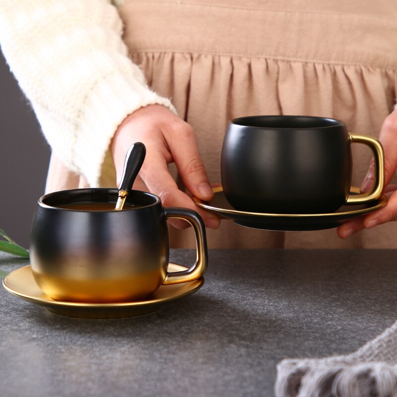 Klassieke Luxe Zwarte Goud Gemarmerd Ontbijt Melk Havermout Koffiekopje Melk Cup Vlinder Cover Met Lepel Keuken Thuiskantoor Cup
