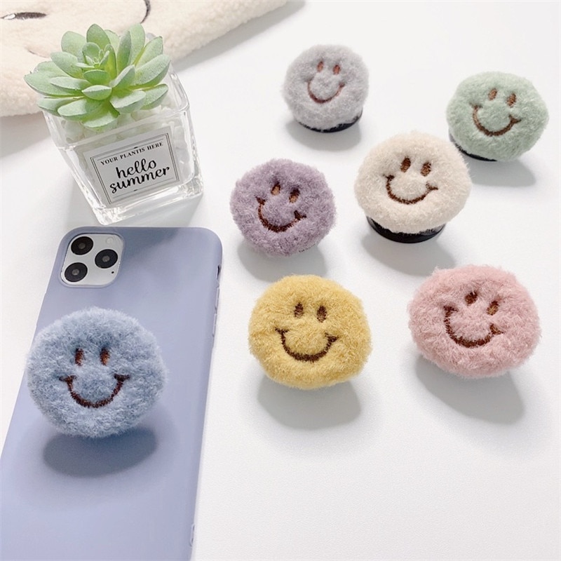 Cute Plush Smile Foldable Mobile Phone Stand Holder for IPhone SE Samsung Note 20 Finger Ring Grip Mobile Phone Holder