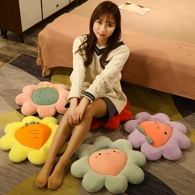 Flower Plush Cushions Strawberry Peach Pineapple Cactus Carrot Plushie Pillows Fruit Decor for Living Room Bedroom Tatami Floor