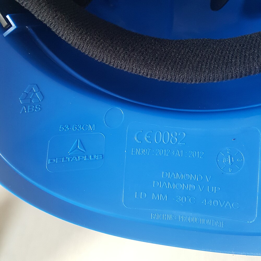 Casco de seguridad de Material aislante ABS, casco de trabajo con rayas reflectantes, protector aislante para sitio de construcción