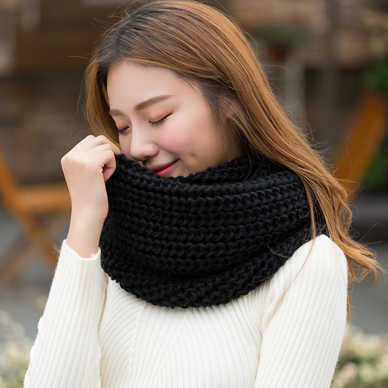 Winter Loop Scarf Women Infinity Knitted Scarf Circle Neck Scarf women Super Chunky Snood Unsex Solid Crochet Shawl