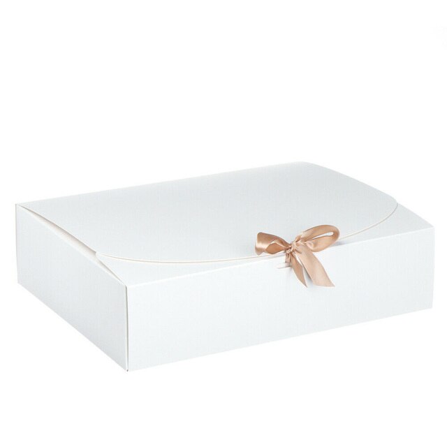 Square Kraft Paper Box Cardboard Package Valentine's Day Candy Storage Boxes With Ribbons Custom Love Box: 17x17x5cm White