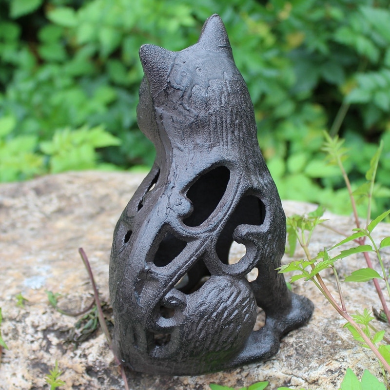 Antique Black Cast Iron Hollow Cat Figurines Home Garden Decor Handmade Cat Animal Statue Indoor Outdoor Metal Candle Lantern