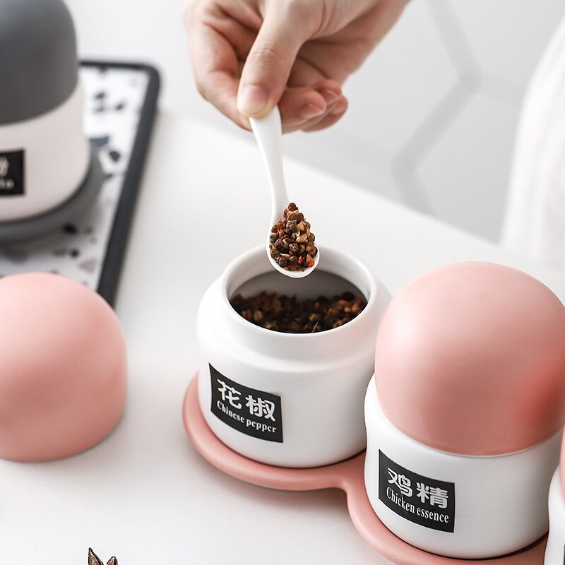 Eenvoudige stijl keramische kruik schattige porseleinen peper- en zoutstrooiers kruik restaurant huishouden