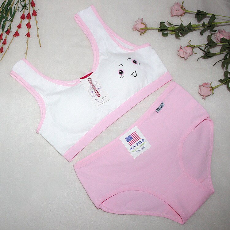 Cute smiling girl underwear set developmental cotton vest-style sports comfortable bra set without steel ring