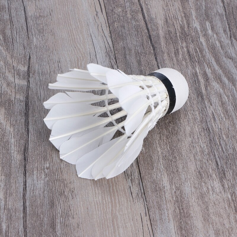 OOTDTY 4 stuks Dark Night Kleurrijke LED Badminton Shuttle Birdies