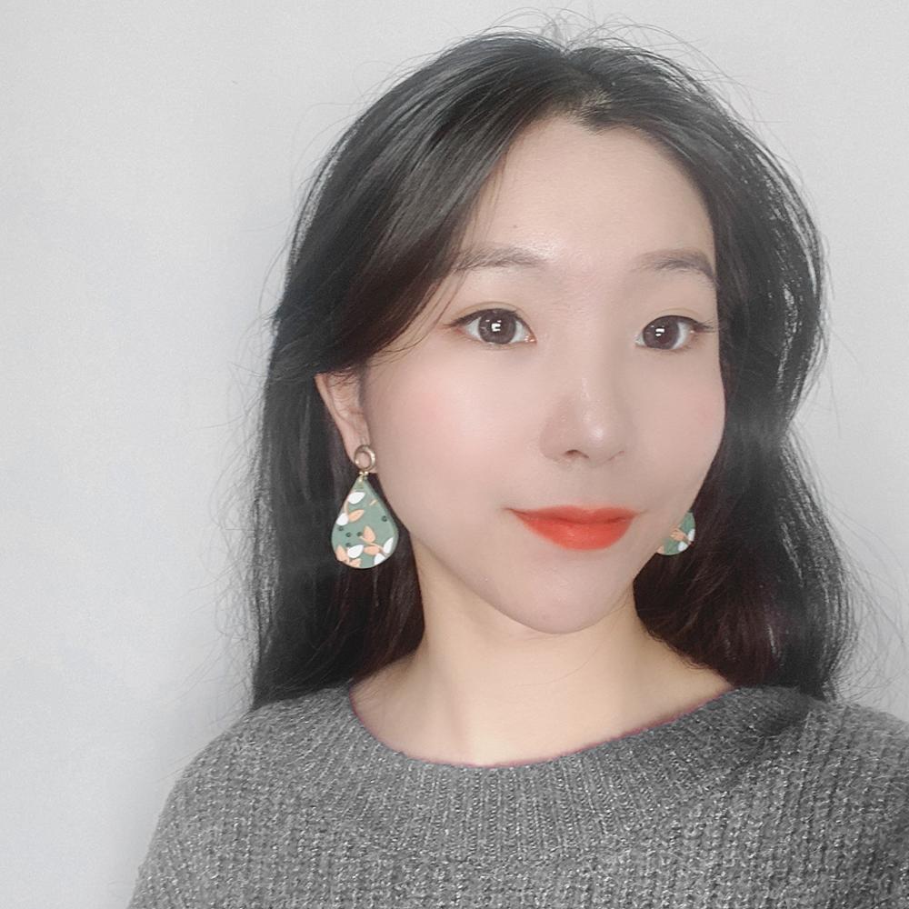 AMORCOME Unique Soft Polymer Clay Floral Dangle Earrings for Women Geometric Green Waterdrop Earrings Female Brincos