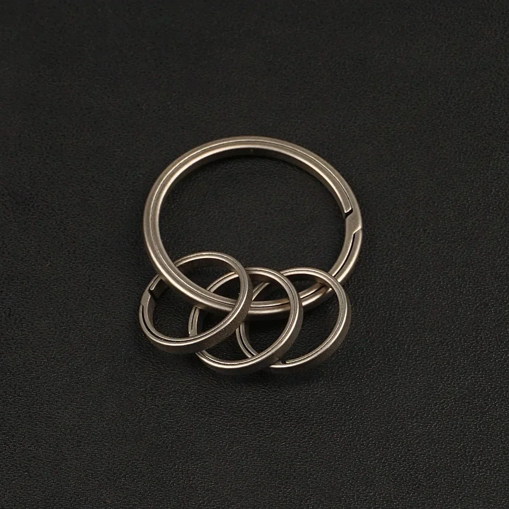 Titanium Alloy Key Rings Durable Elastic Metal Multi-purpose Key Ring Adult Keychain Accessories