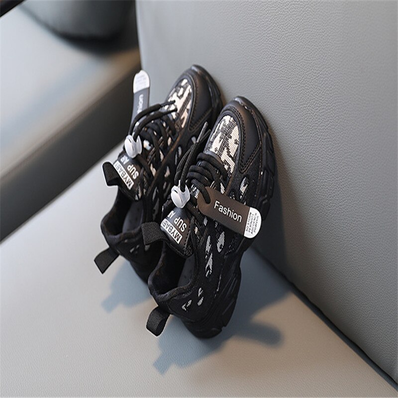freundlicher Schuhe Neue Kleinkind Jungen Mädchen Sport Schnürsenkel Atmungsaktive draussen Tennis freundlicher Turnschuhe