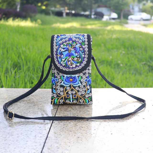 Vrouwen Schoudertas Flip Etnische Stijl Bloemen Geborduurde Canvas Tas Retro Handtas Messenger Bag Kleine Telefoon Purse Travel Pouch: Default Title