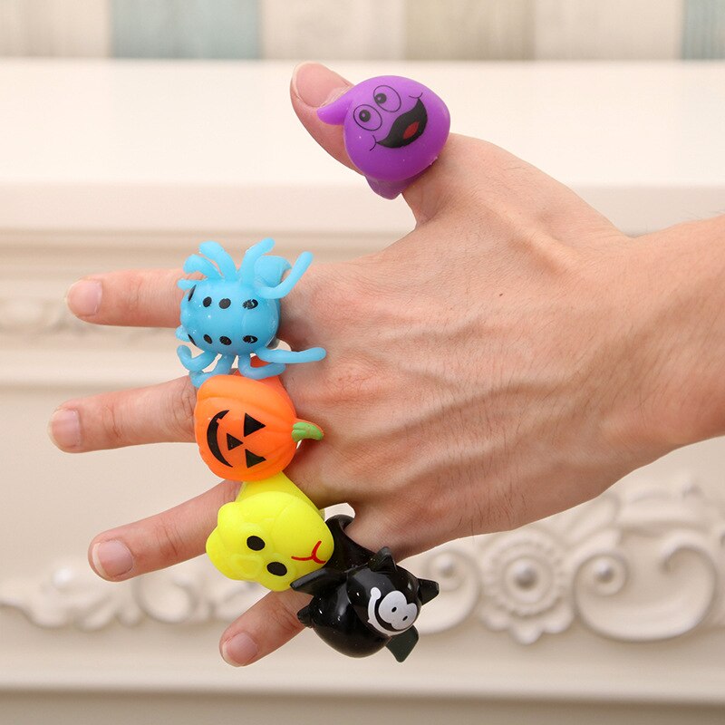 Halloween Luminous Ring Prom Party Decoration Small Ring Toy Pumpkin Skull Spider Bat Funny Finger Ring Day