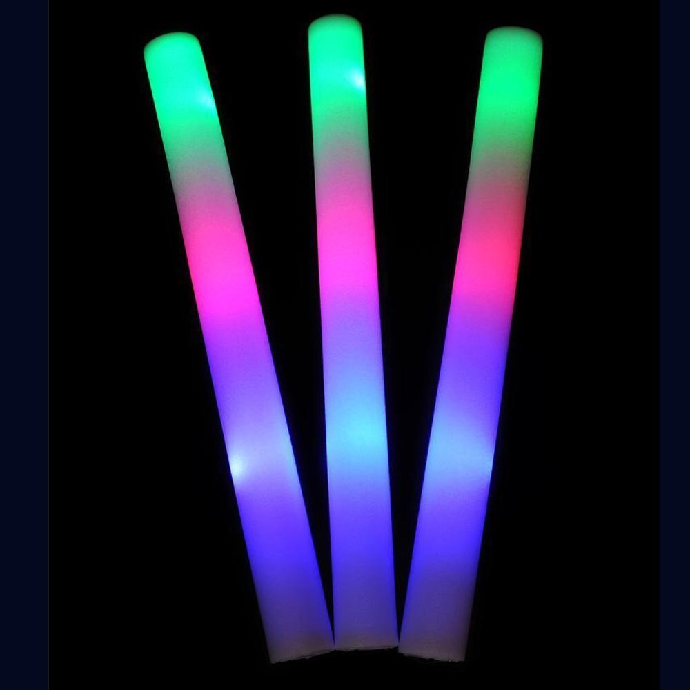 5 pièces bâtons lumineux en mousse coloré clignotant LED bâton lumineux pour la fête d'anniversaire de mariage acclamant des bâtons de mariage (48 cm).