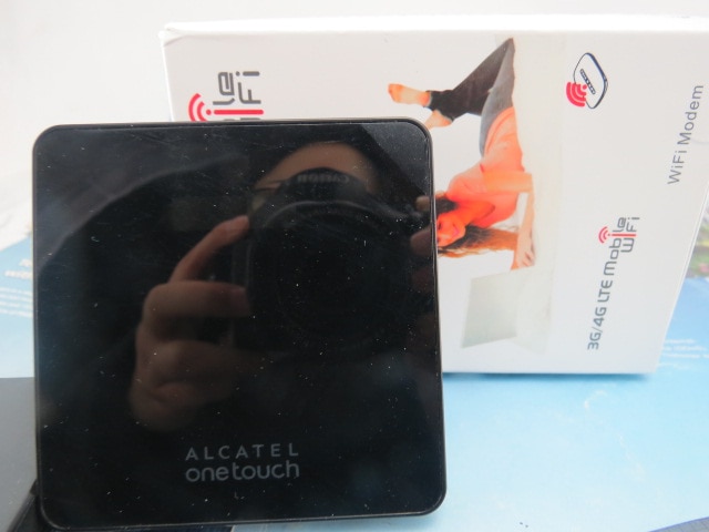 Cheapest Original Unlock HSPA+ 21.6Mbps Alcatel One Touch Y600 Portable 3G Wireless Router With Sim Card Slot