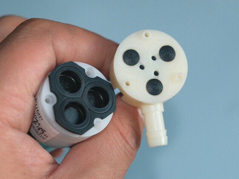 Pompe Auto-amorçante Micro 370 - 18V DC - Pour Eau - Neuf En Emballage D'origine