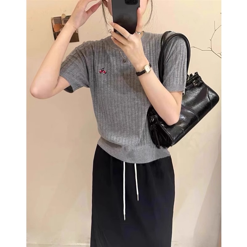 Camisola de caxemira bordada cereja feminina, manga curta, gola redonda, meia manga fina, camiseta de verão, estação europeia