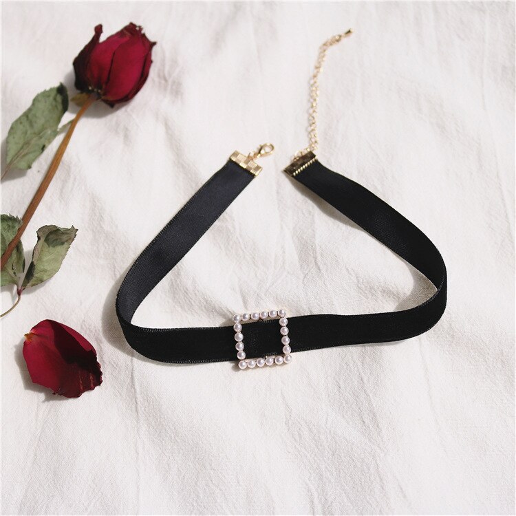 Vintage Pearl Velvet Chokers naszyjniki dla kobiet dziewczyn śliczne Retro geometryczne serce kołnierz naszyjnik biżuteria sztuczna hurtownia prezent: N0463 Black Square