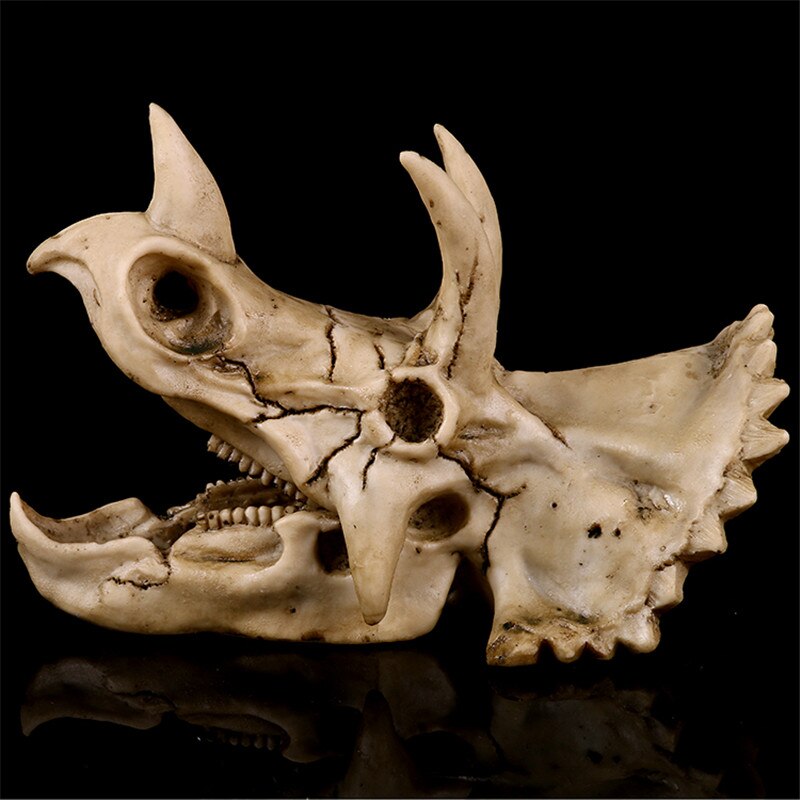 Dinosaur Skull Skeleton Head Resin Figurine Sculpture Triceratops Craft Statues for Decoration Halloween Home Decoration