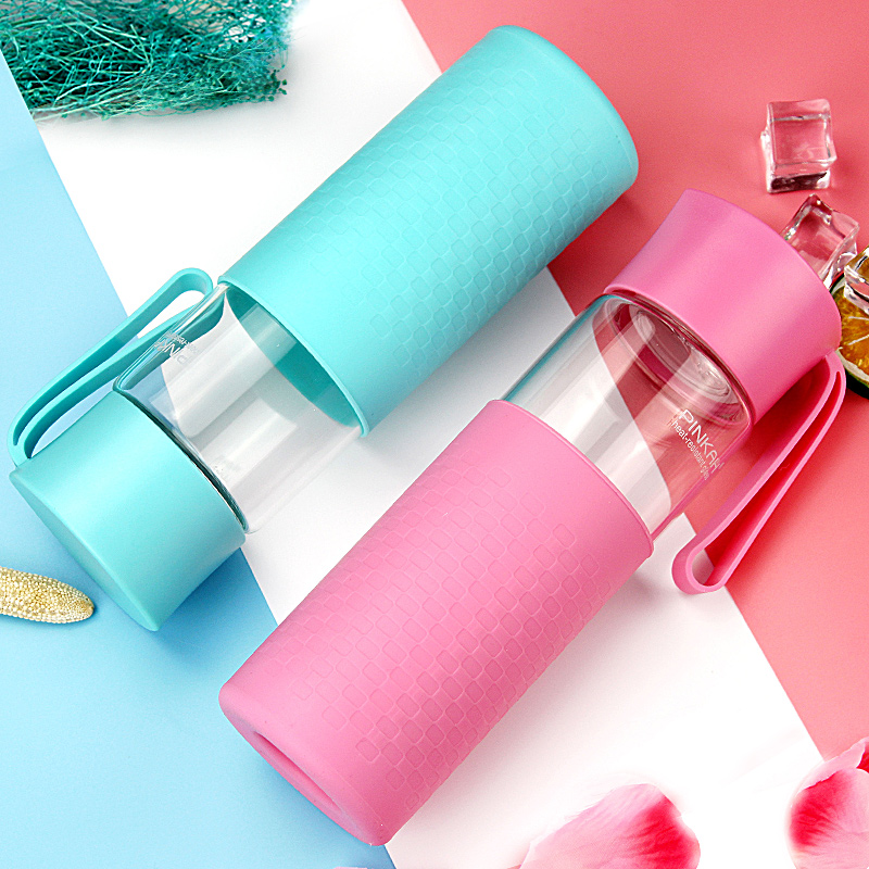 Pinkah glas vattenflaska bpa fri hög borosilikat glas tekopp läckagesäker bärbar med skyddande silikonfodral 400/500ml