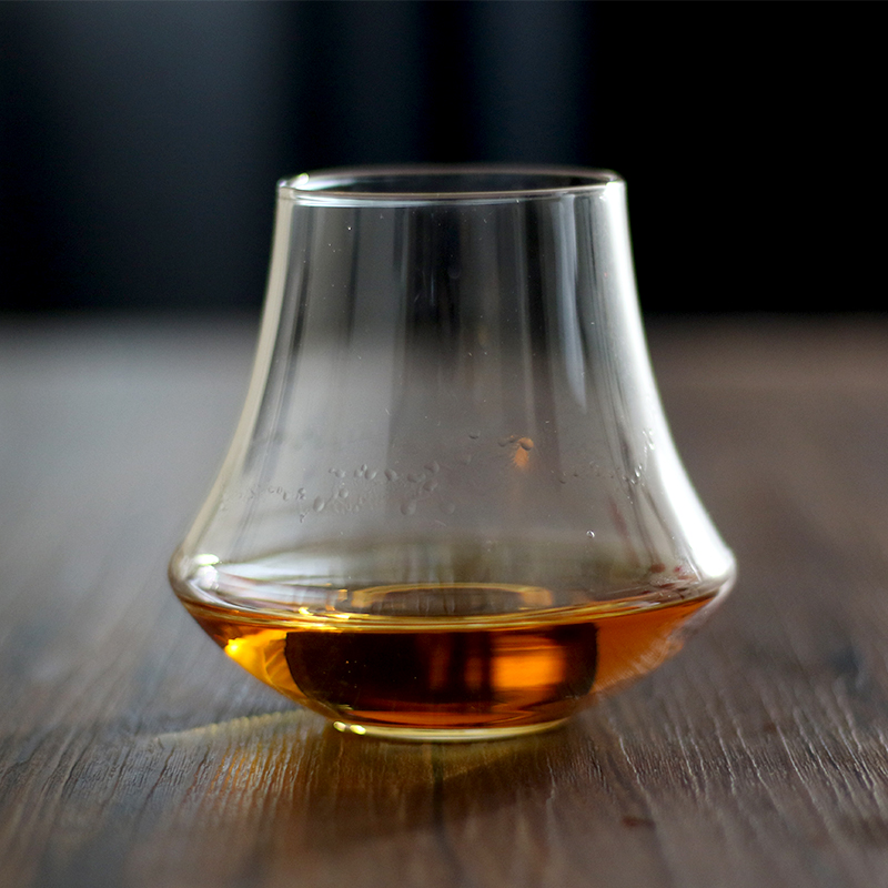 Set of 2 lead free crystal glass spirits handmade blown craft whiskey glasses for drinking tumbler with bar family party