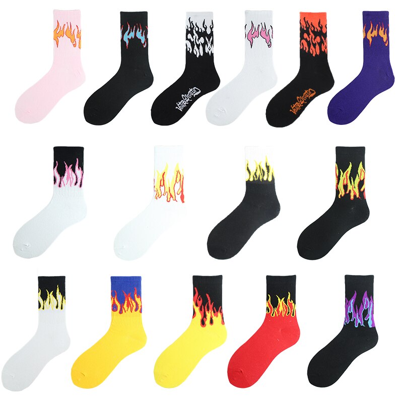 Chaussettes unisexes avec motif de flamme pour femmes, Style Hip Hop Harajuku coréen, chaussettes joyeuses pour hommes, chaussettes de Skateboard antidérapantes amusantes