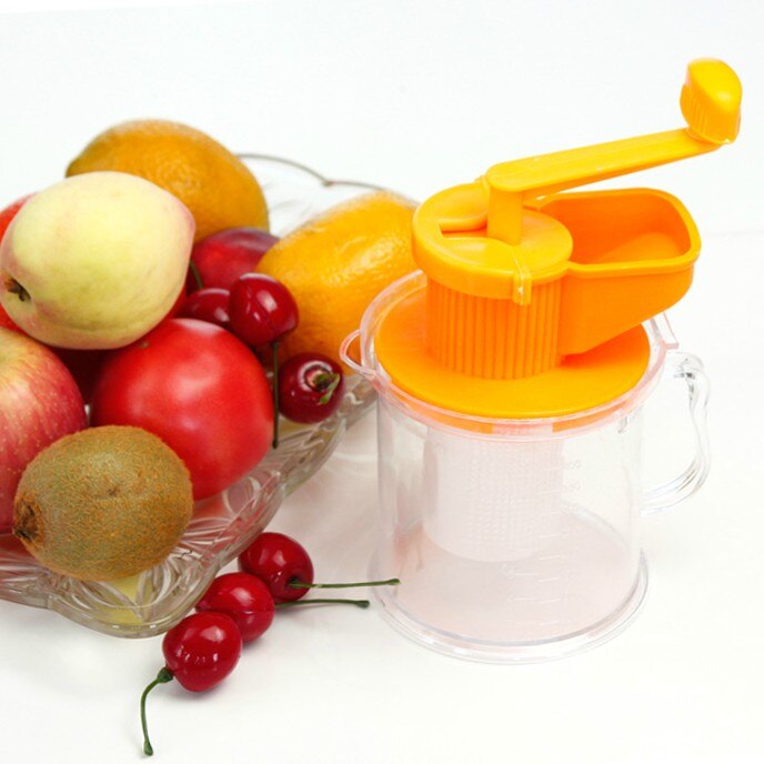 Plastic Hand Juicer Lemon Squeezer Simple Cuisine Gadget Citrus Fruits Squeezer Orange Licuadora Portatil Kitchenware BD50SD
