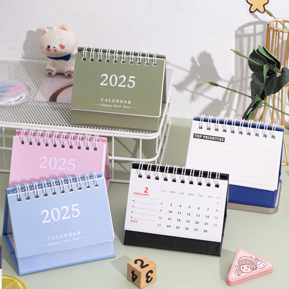 Calendario da tavolo 2025 Calendario da tavolo pieghevole triangolare superiore bobina pianificatore Organizzatore annuale per casa ufficio Regali di Capodanno 2025