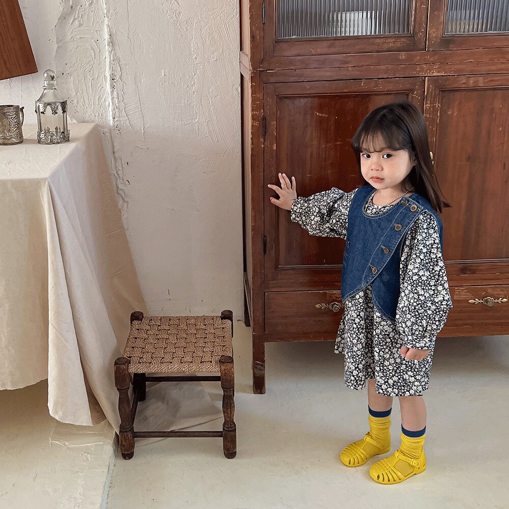 2022 wiosna nowa dziewczyna kamizelka dżinsowa dziewczynka bez rękawów dżinsowa sweter rozpinany zwykły dzieci księżniczka sukienka kwiatowa modne ubrania dla dziewcząt