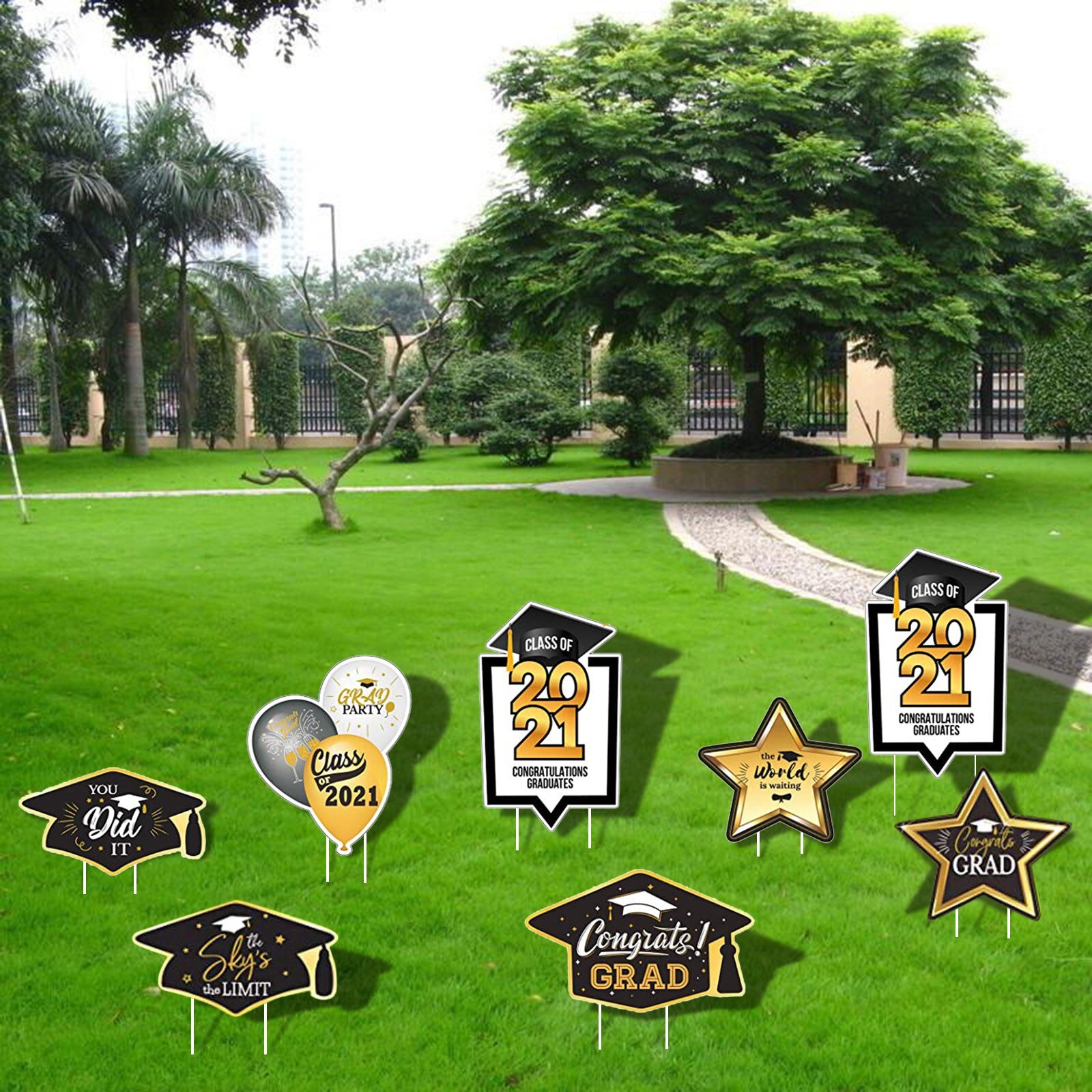 Graduation Grade Garden Sign Decorations Outdoor Lawn Yard Sign with Stakes Garden Flag House Decor