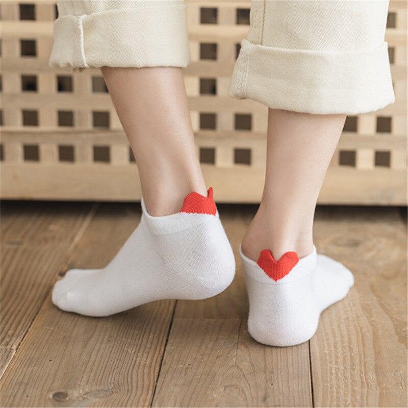 1Pairs Women Socks Harajuku Female Cotton Ankle Socks White Heart Socks Cute Girls Students Comfortable Heart Short Socks